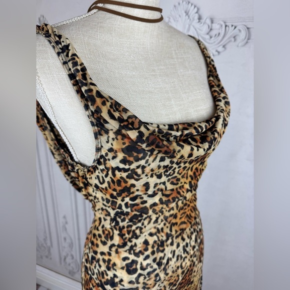 Catwalk Sexy Backless Leopard See Through Cowl Neckline Vacation Beach D… - Picture 4 of 10
